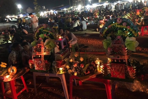 Đền Cô bé Chí Mìu